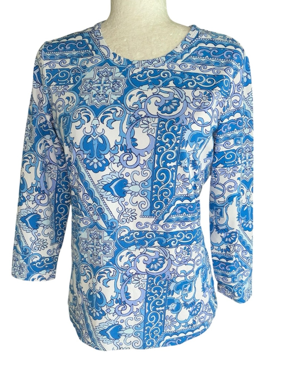 J. McLaughlin Blue & White Paisley Floral Print 3/4 Sleeve Top - S